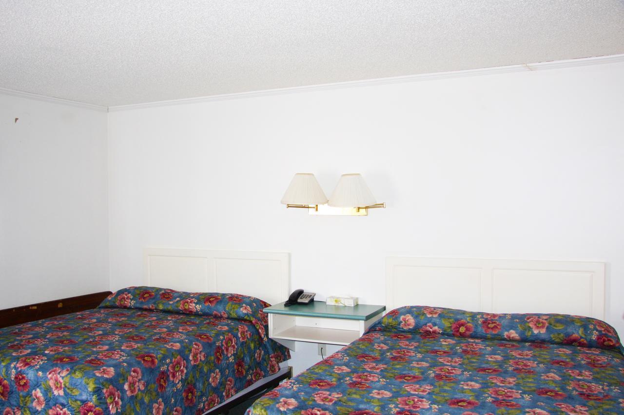 Springs Motor Inn Wainwright Exterior foto